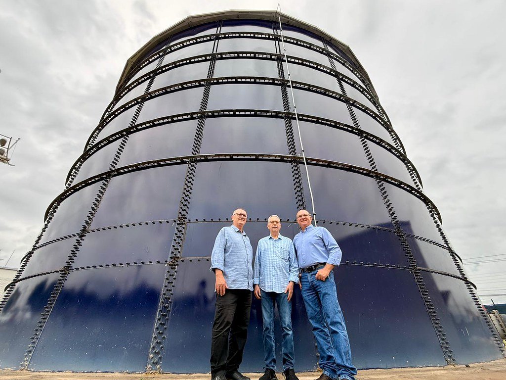 Prefeito Chico Sardelli entrega novo reservatório do Parque Gramado