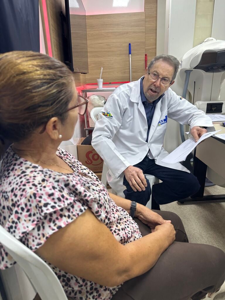 Carreta da Saúde da Mulher realiza cerca de 1,4 mil atendimentos em três semanas na Praça Comendador Müller