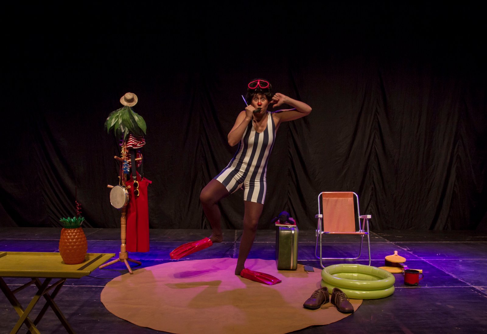 Praça Comendador Müller recebe espetáculo gratuito de circo e palhaçaria nesta quinta