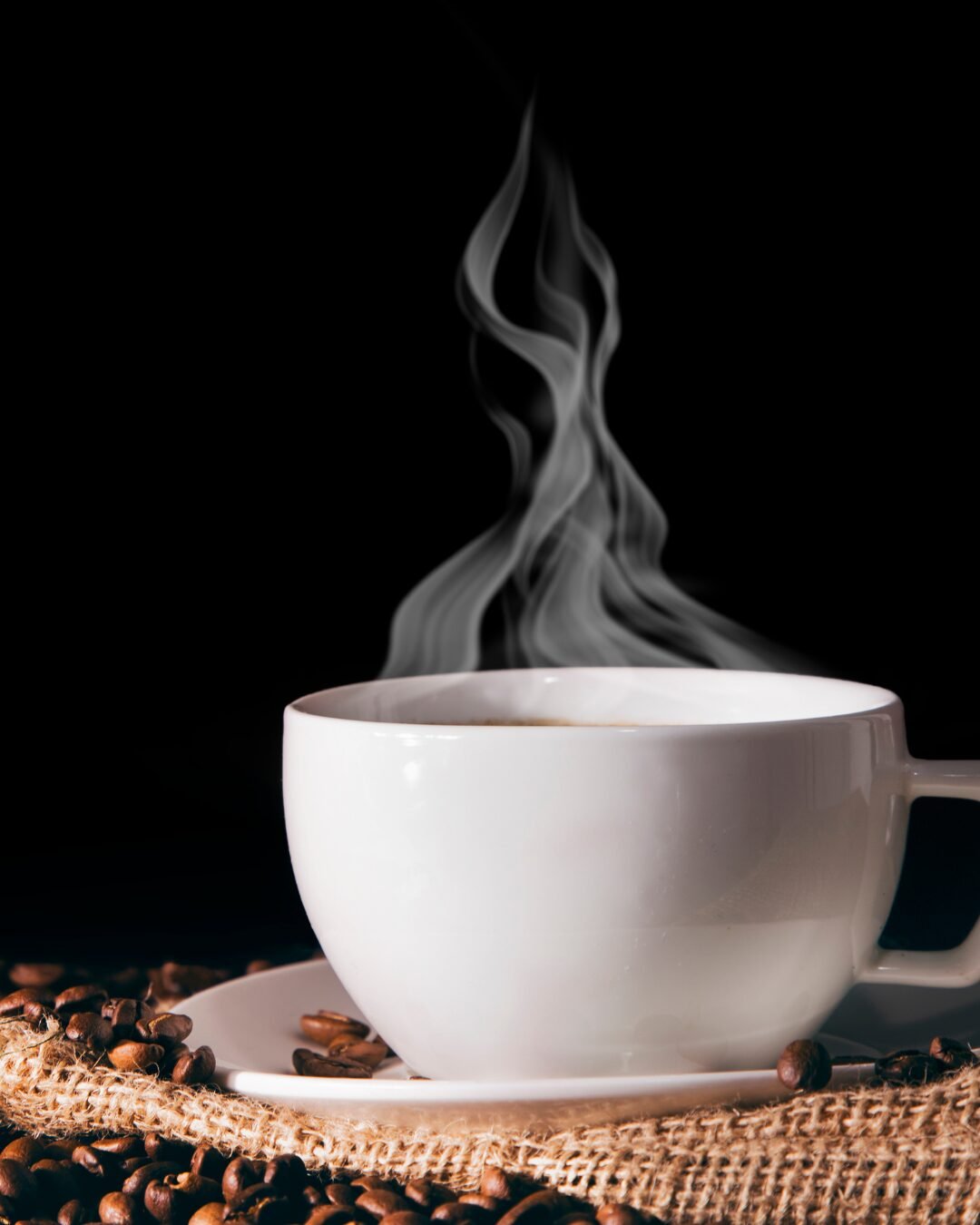Cafeína pode ajudar a restaurar memória afetada pela falta de sono, aponta estudo