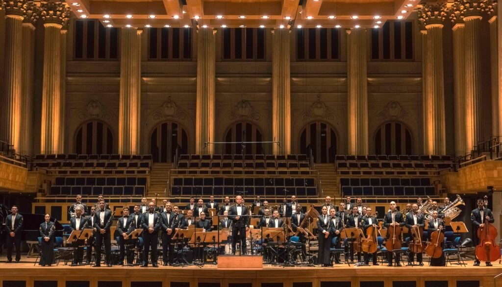 Teatro Municipal de Americana recebe concerto da Banda Sinfônica do Exército neste domingo