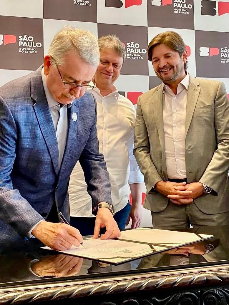 Prefeito Chico Sardelli conquista R$ 20 milhões junto ao governador Tarcísio para Americana