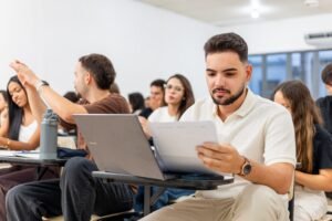 FAM oferece 216 bolsas integrais de estudo pelo Prouni no segundo semestre