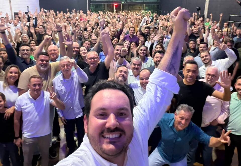 Em defesa da representatividade, Franco Sardelli reúne 800 lideranças políticas de Americana