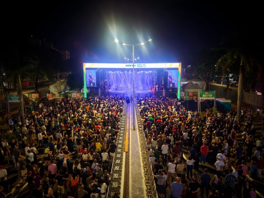 Zeca Baleiro e Elba Ramalho agitam primeira noite do Roteiro Gastronômico 2026