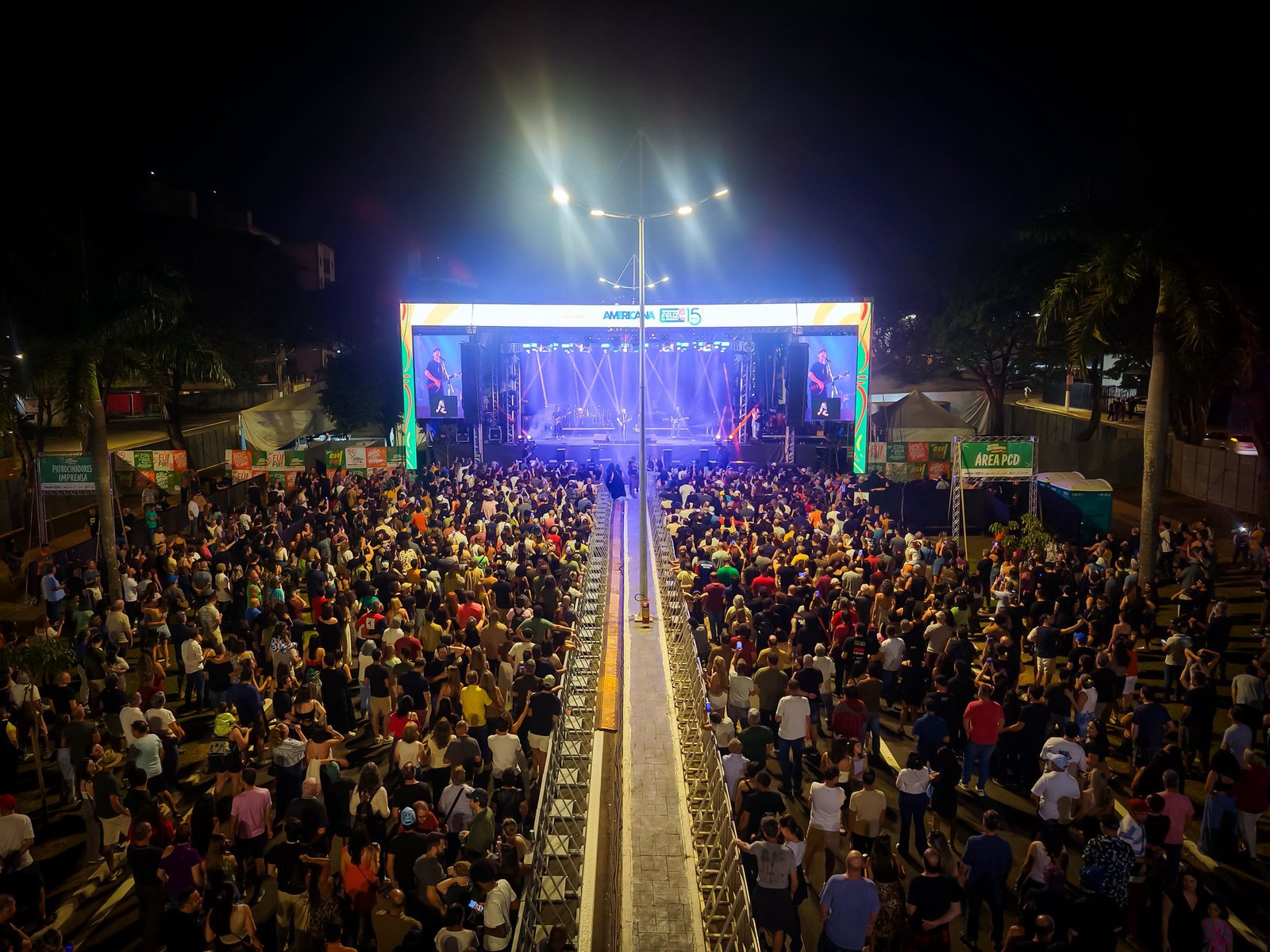 Zeca Baleiro e Elba Ramalho agitam primeira noite do Roteiro Gastronômico 2026