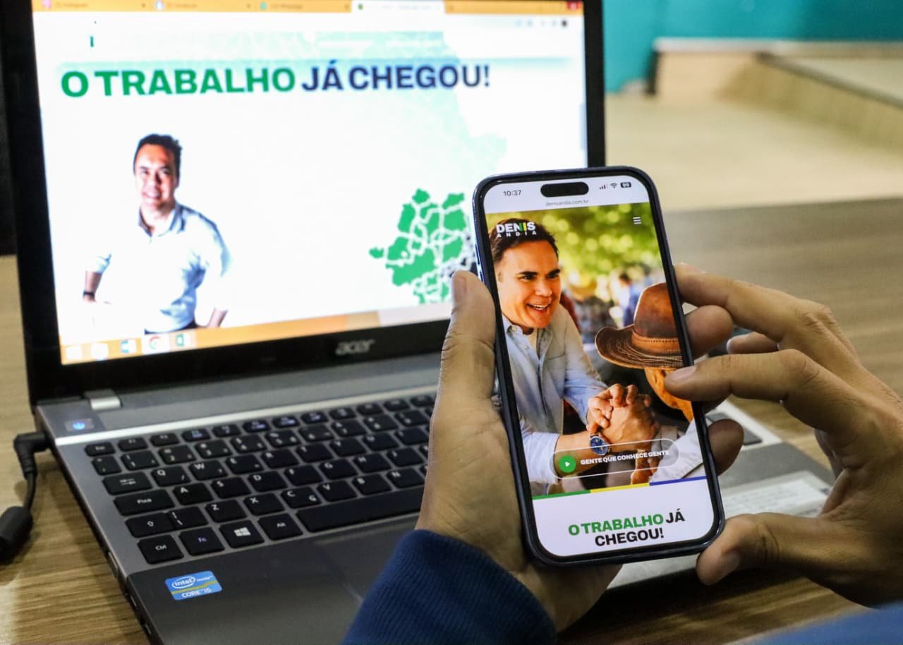 Site reúne história, trajetória e trabalho de Denis Andia
