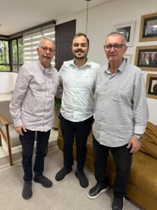 Prefeito Chico Sardelli anuncia mudanças no comando das secretarias de Comunicação e de Esportes