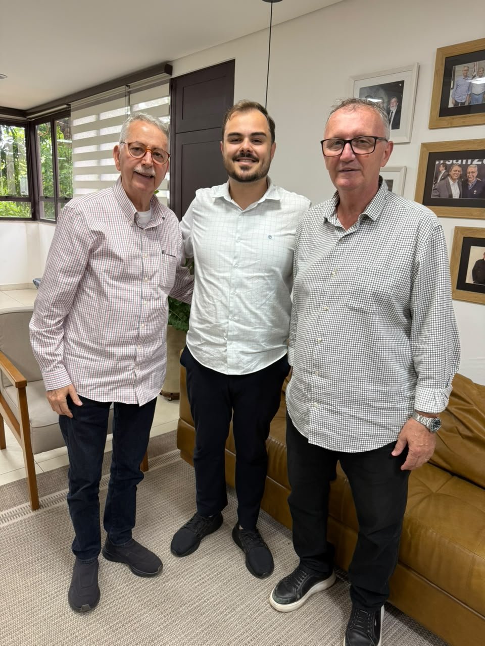 Prefeito Chico Sardelli anuncia mudanças no comando das secretarias de Comunicação e de Esportes